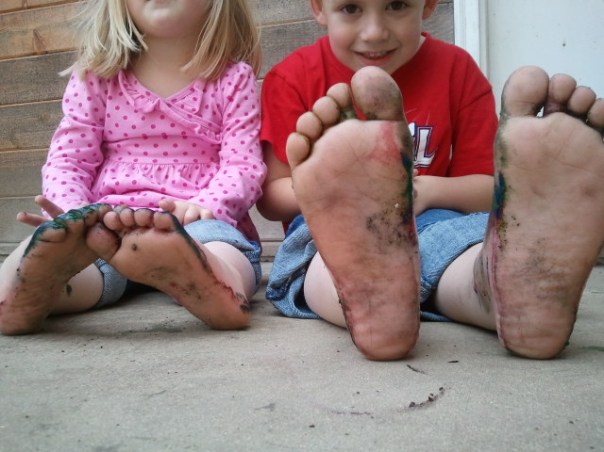 Paint between the toes
